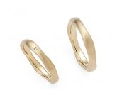 Aliança de ouro amarelo 18K com diamante
